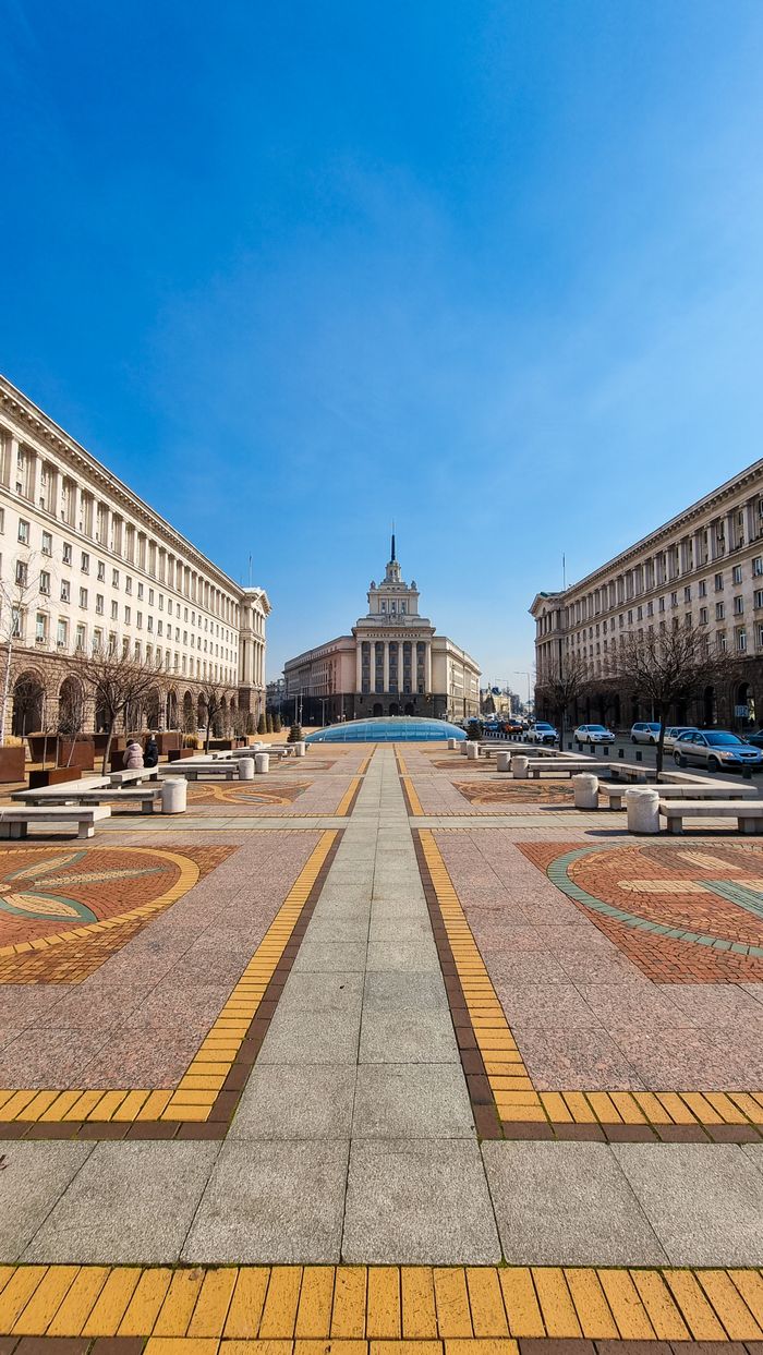 Majestic view of architectural government building in a clear urban setting.